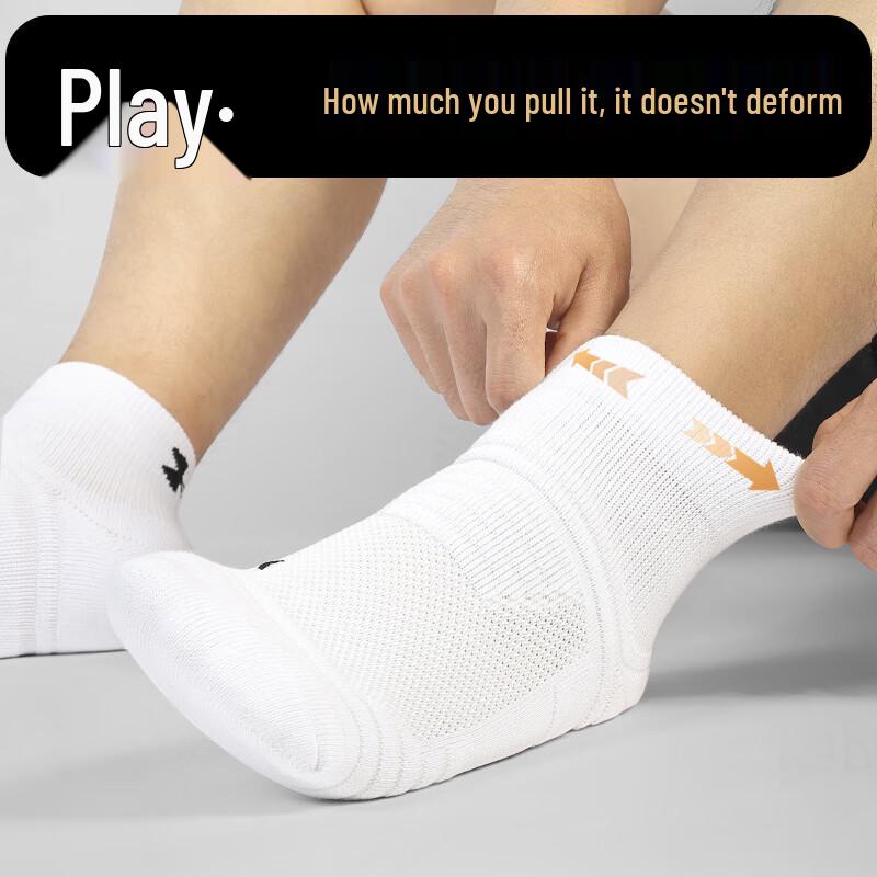 Under Armour Unisex Anti-Slip Cotton Ankle Socks (3-Pack)