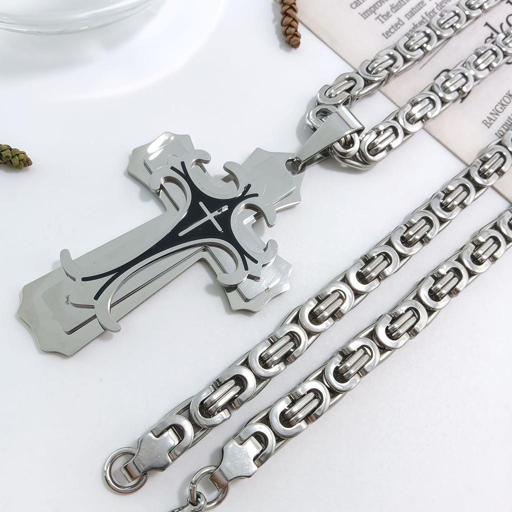 New Trendy Men's Titanium Steel Flat Section Necklace from Europe and America, Stainless Steel Oil Drop Cross Pendant