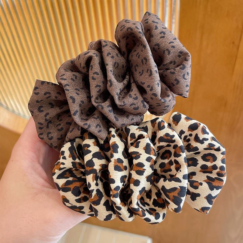1/3 Stück Retro Plissierte Leoparden-Haarspange für Damen Elegante Bananen-Haarspange Mode-Mädchen Vielseitig für den täglichen Gebrauch Haarspange