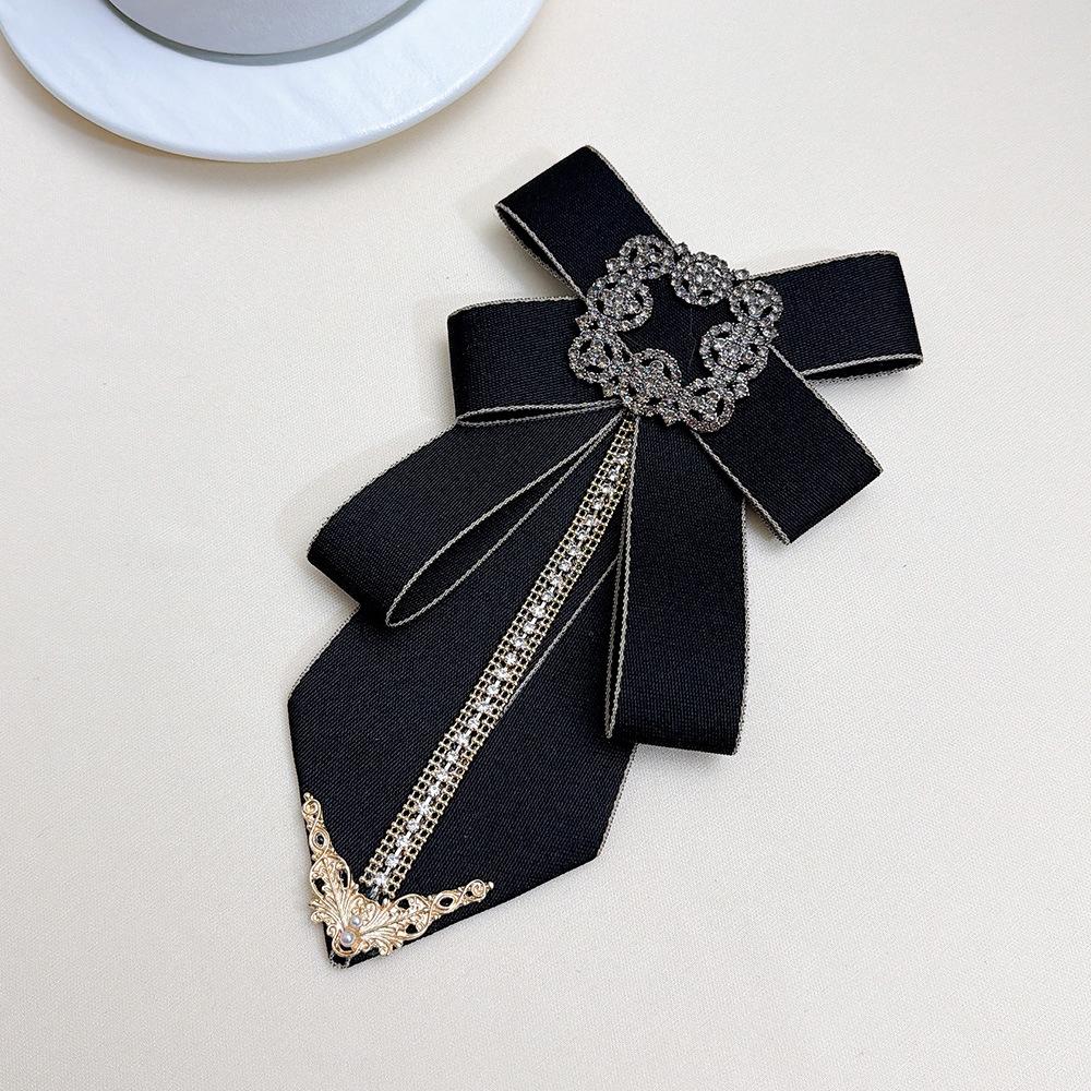 British Style Fabric Bow Tie Brooch Rhinestone Fashion Shirt Collar Pins Decorative Elegant Jewelry Wedding Party Accessories