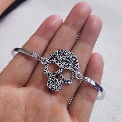 Gothic Skull & Rose Flower Charm Bracelet for Women, European Punk Statement Jewelry, Elegant Ladies Charm Bracelets