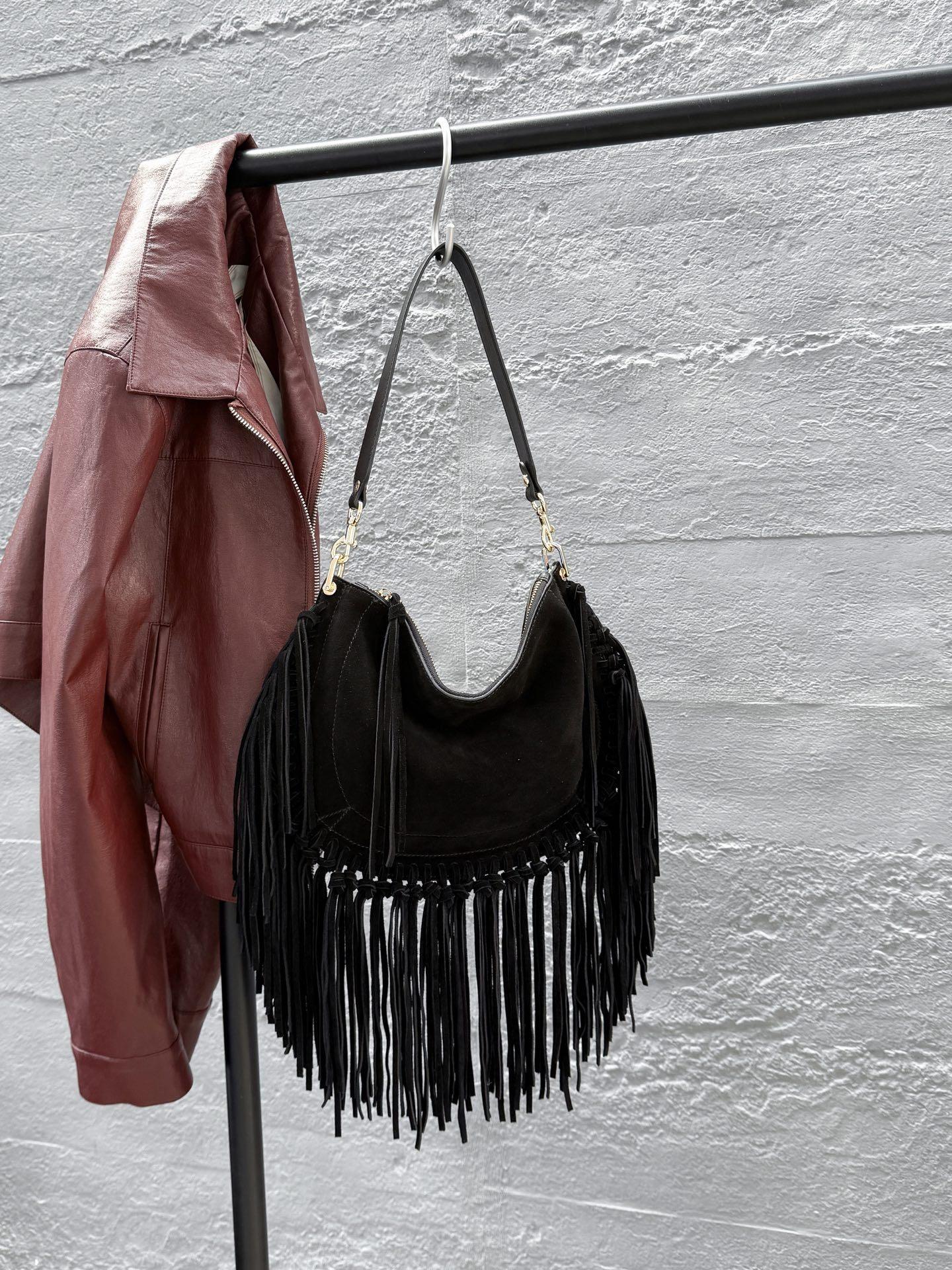 

High-Grade Realistic Cowhide Retro Messenger Bag Underarm Bag 2025 And Retro Single Shoulder Crossbody Bag Handbag 32x3x23.5 чёрный