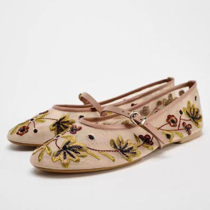 

Fashion Shoes Female 2025 New Buckle Strap Women s Flats Fashion Embroidered Daily New Shallow Hot Sale Light Soft Bottom Flat Low Heels 35 абрикосовый