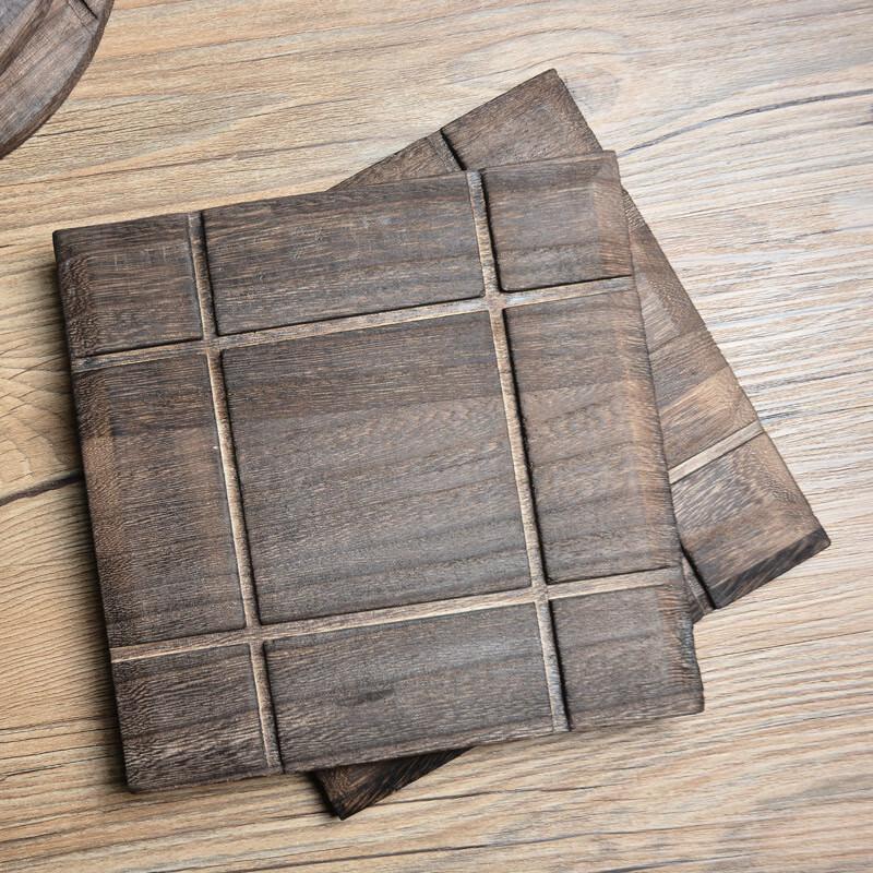 

ZISIZ Square Burnt Paulownia Wood Placemat (Set of 2)