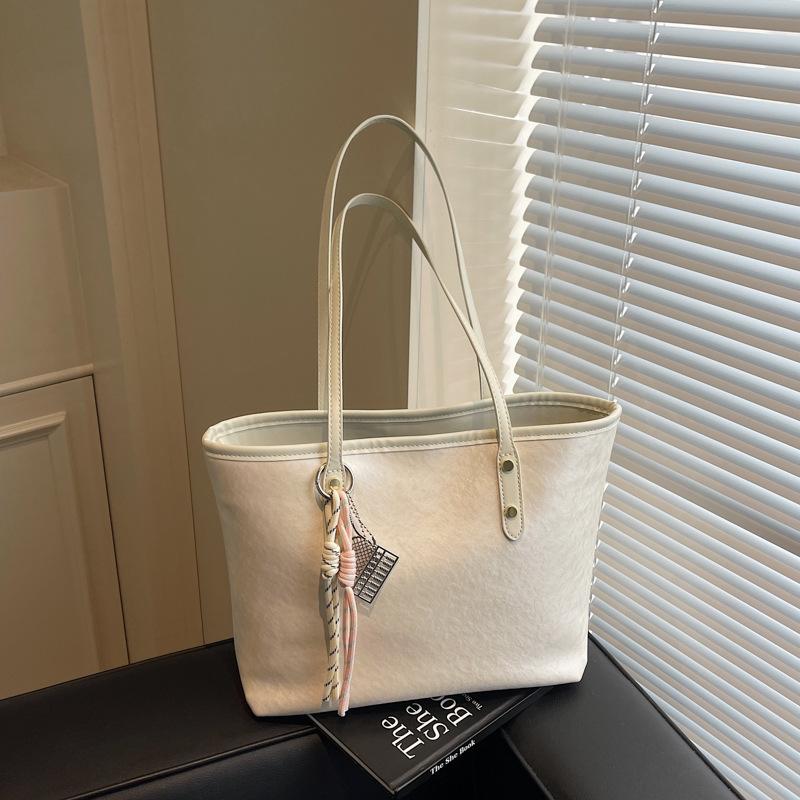 Fashion and Leisure Large-capacity Tote Bag Women's New Simple and Versatile Shoulder Bag High-end Underarm Bag