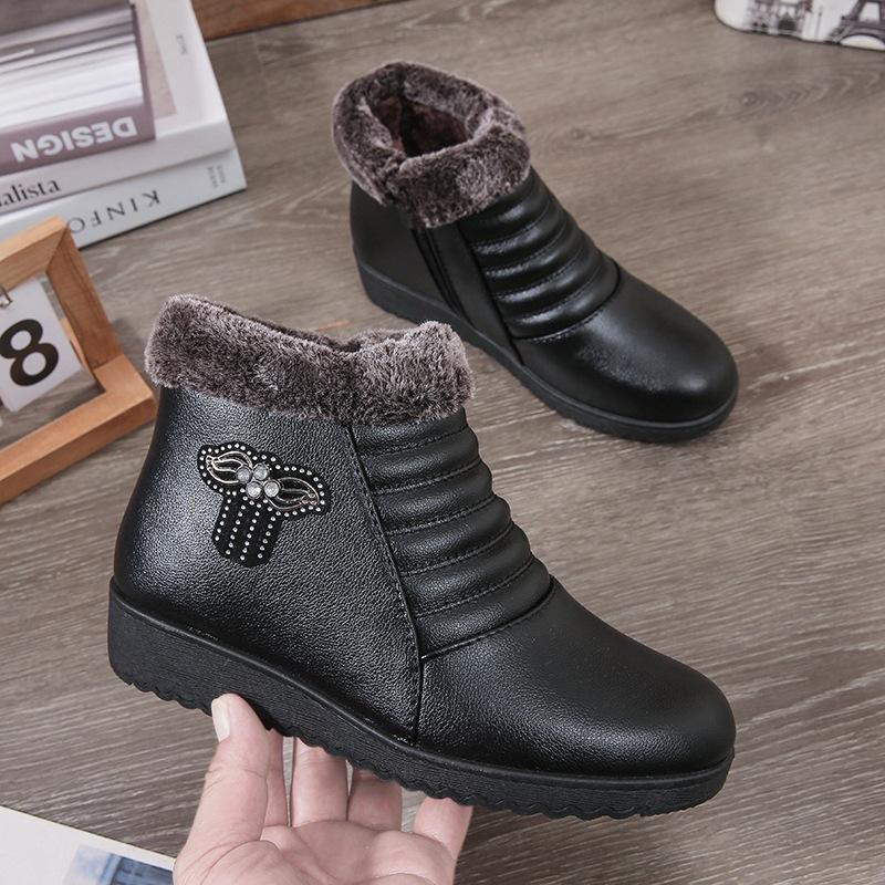 Winter velvet shoes cotton shoes warm middle grandmother short boots thickened flat snow boots