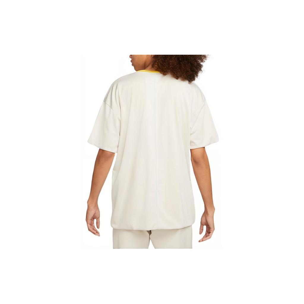 Nike T Shirts Men's Bright Sulfur Yellow Crew Neck Moderate Straight Fit DM6709-104
