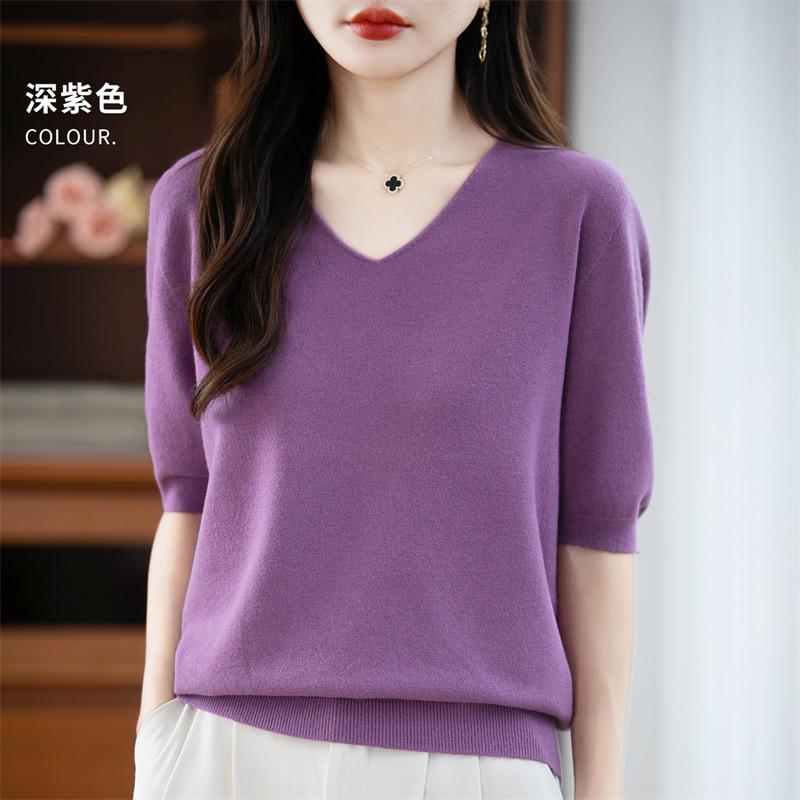Knitted Short-sleeved T-shirt for Women A Thin V-neck Half-sleeve Top for Summer and Autumn
