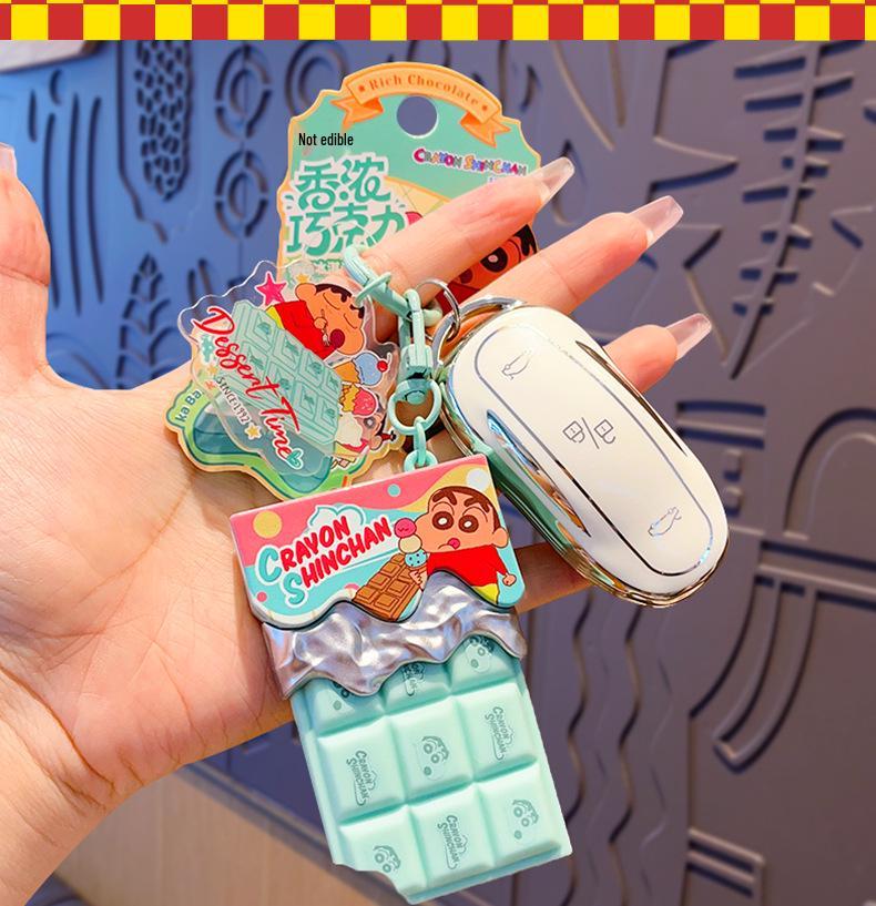 Crayon Shin-chan Breakable Chocolate Pendant Keychain - Trendy Decompression Toy Gift