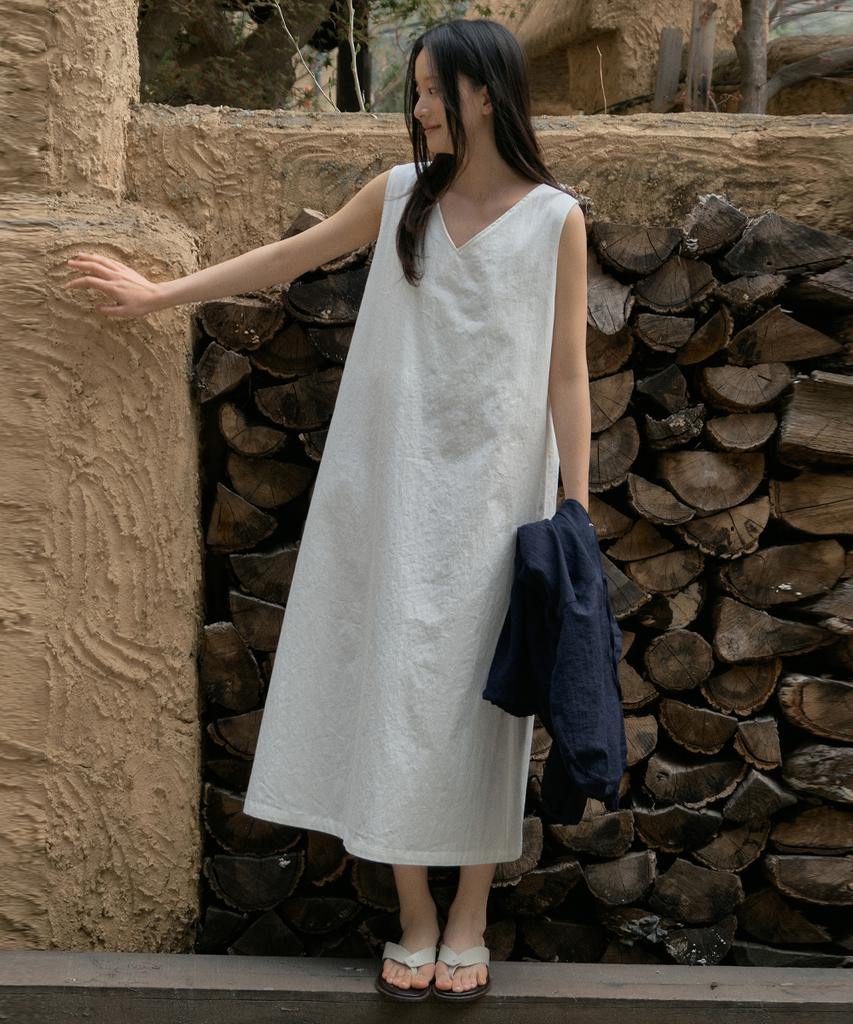 Wednesday Oasis For Woman V-Neck Layered Long Sleeveless Dress_Ivory(W26Ops01)