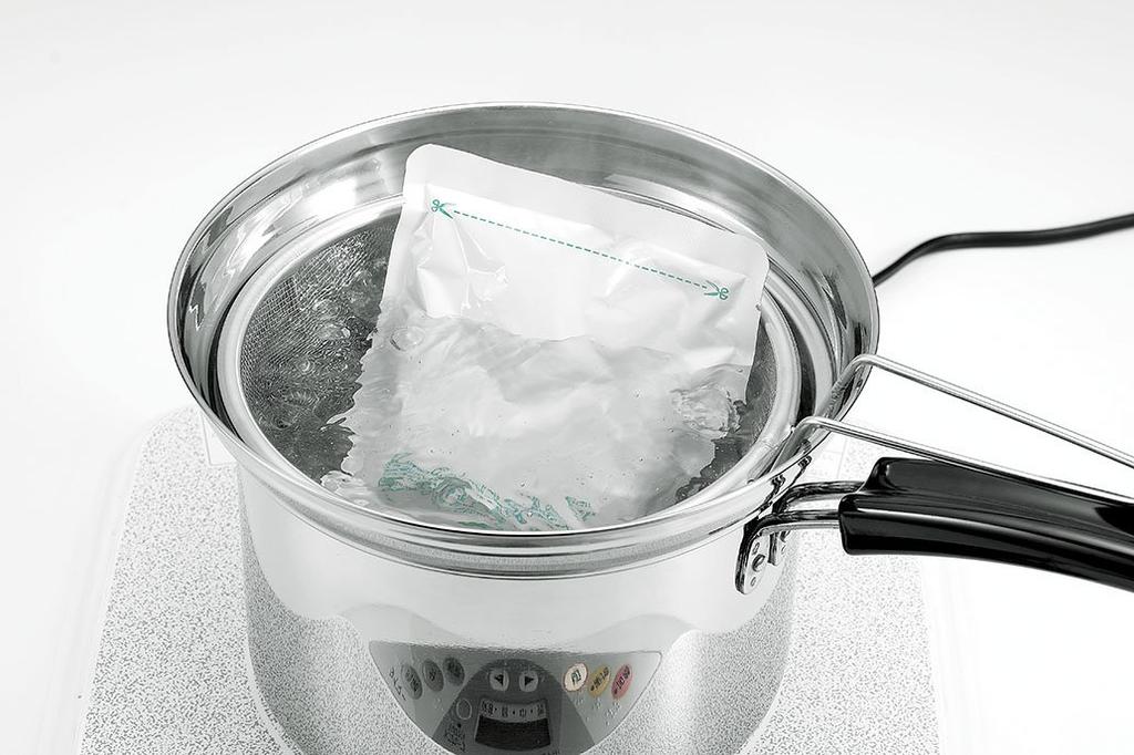 Hirosho Everyday Deep Saucepan 18cm FPZ-18 Multi-Purpose Pot, (with Colander)