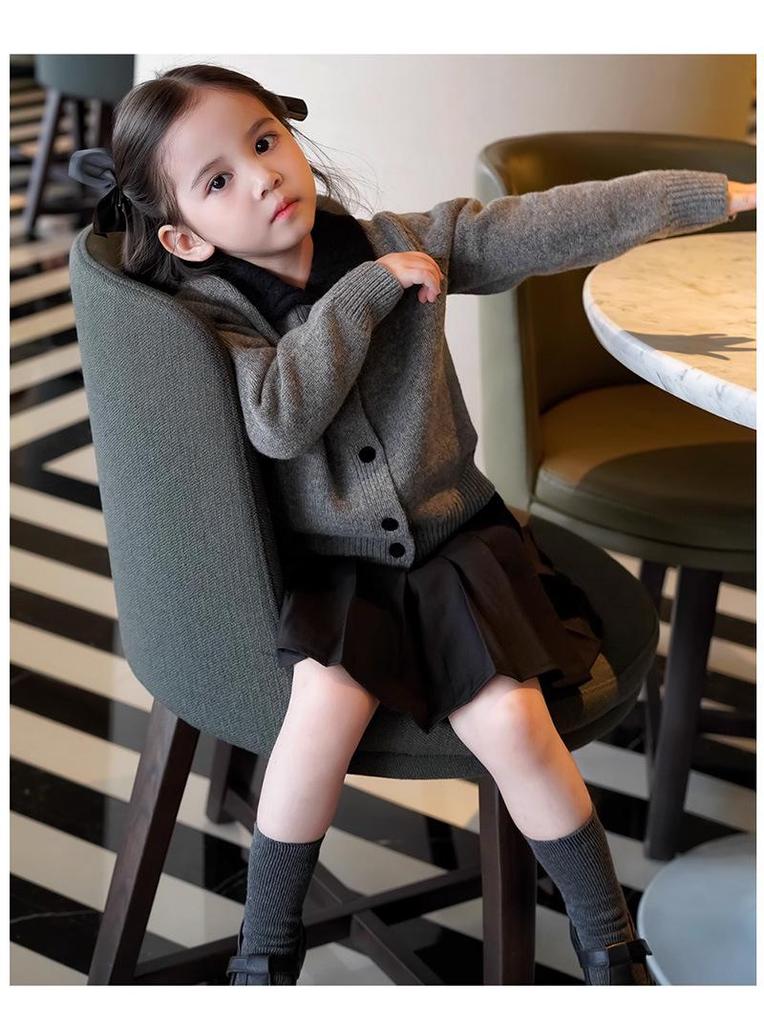 Korean Style Girls' Color Block Knit Cardigan Sweater - Spring/Autumn 2026 Collection