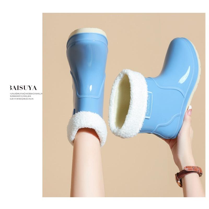 Ladies' Fashionable Anti Slip Waterproof Wear Resistant Warm And Cotton Style Midsole Rain Shoes Rubber Shoes