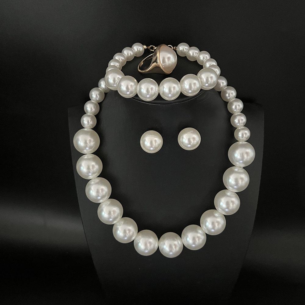 Set di Gioielli in Perle a Cinque Pezzi Retro di Lusso Leggero Europeo e Americano Francese