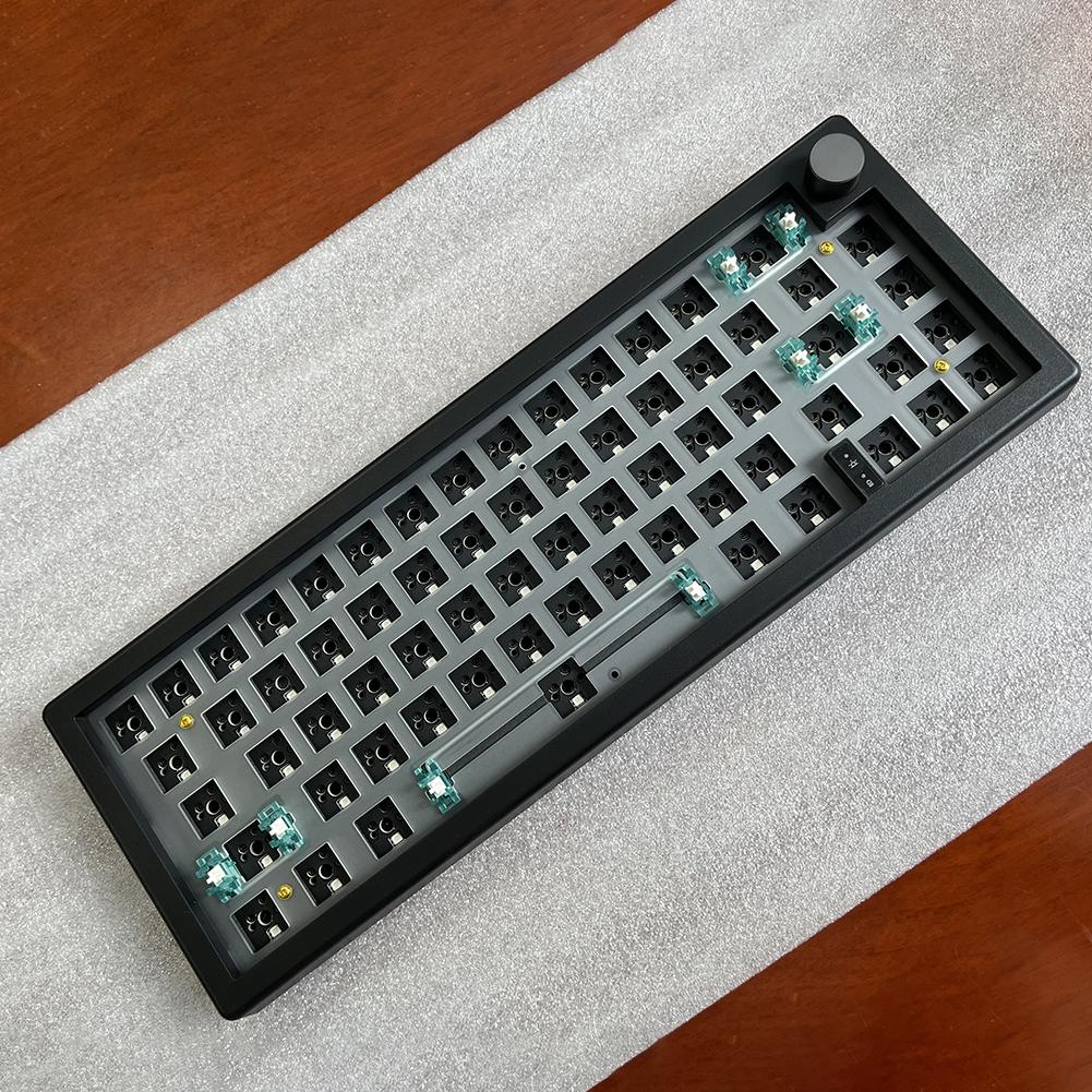 GMK67 Mechanische Tastatur, kabellos, RGB, austauschbar, individuelles mechanisches Tastatur-Kit, RGB-Hintergrundbeleuchtung für Desktop-PC, kein Schalter