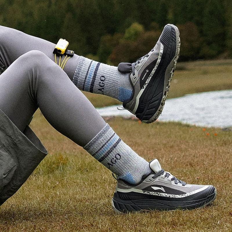 Li-Ning Yijie Lite 2.0 Comfortable Outdoor Wear-Resistant Support Low-Top Hiking Shoes Men Hiking Shoes Black Gray AHTU007-3