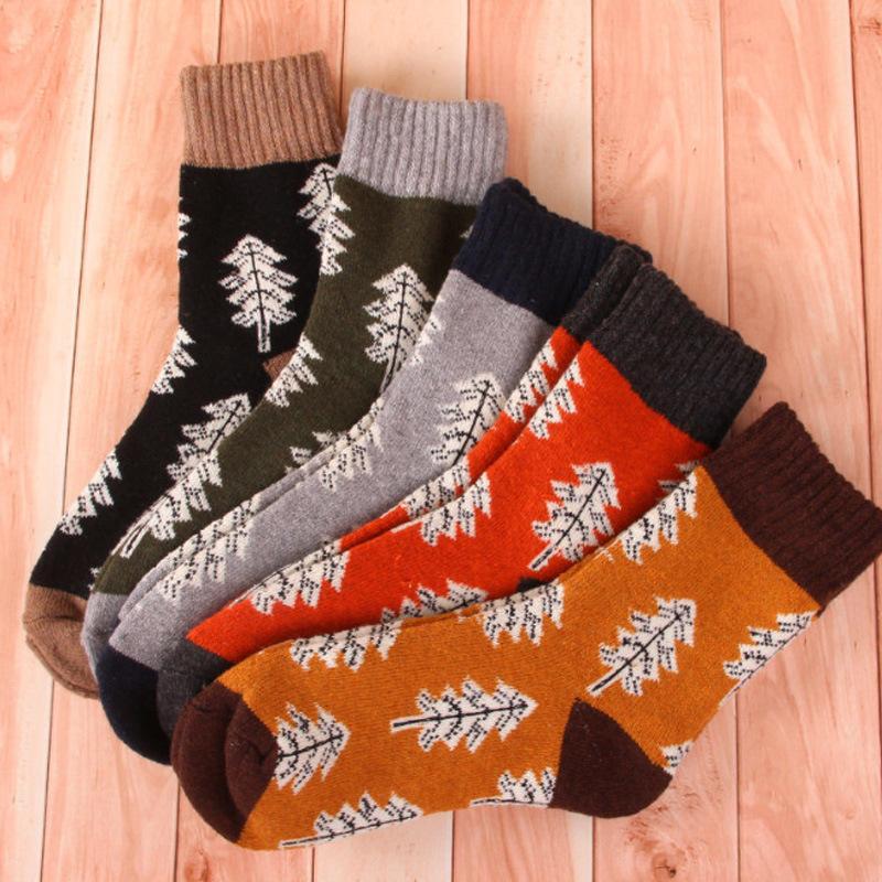 5/10 Pairs Casual Autumn Winter Thickened Warm Christmas Tree Loop Socks Women's Heart Shaped Little Deer Rabbit Wool Socks Mid Calf Postpartum Socks