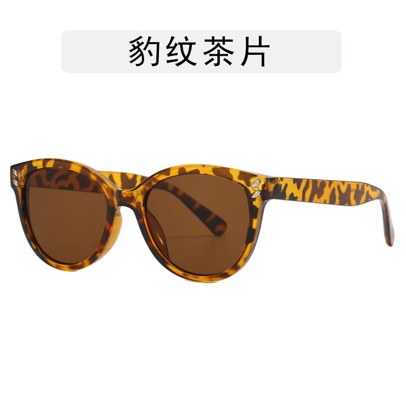 Korean Style Woman Glasses Rivets Decoration Round Shape Men Glasses Frame Vintage Blue Light Blocking Computer Glass