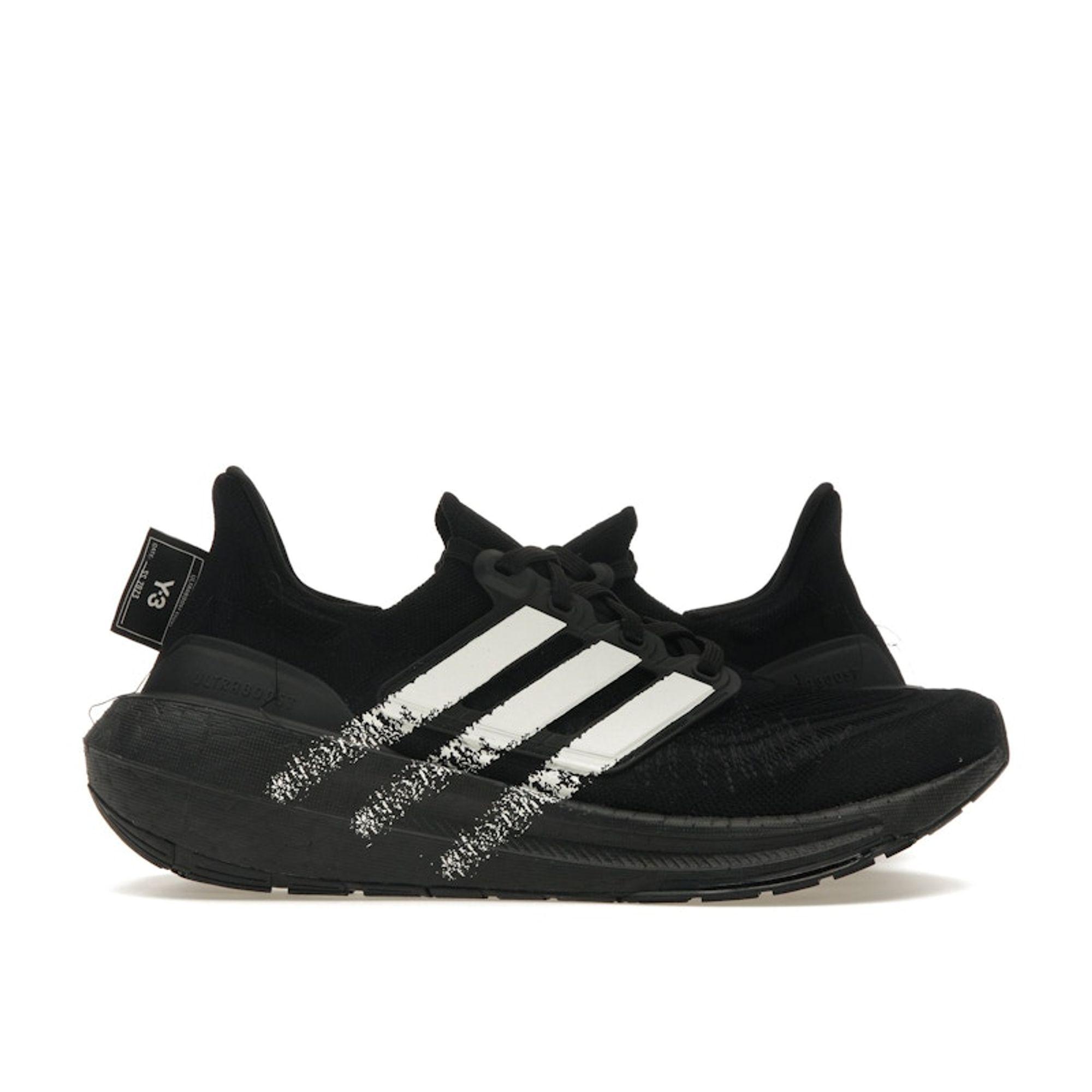 

Кроссовки унисекс adidas Y-3 UltraBoost Light Black Off White IF2347 37⅓