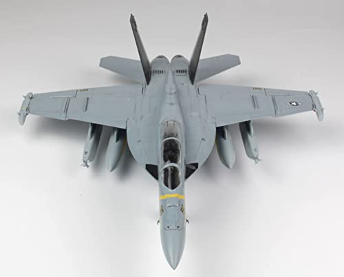 PLATZ/Italeri 1/48 scale U.S. Navy Electronic Warfare Aircraft EA-18G Growler VAQ-138 Yellow Jackets Plastic Model TPA-17
