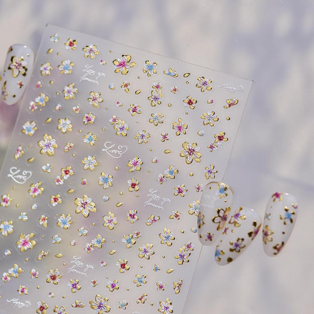 Tomoni Iridescent Gold Flower Nail Art Stickers - Retro Light Luxury Style DIY Nail Decorations.