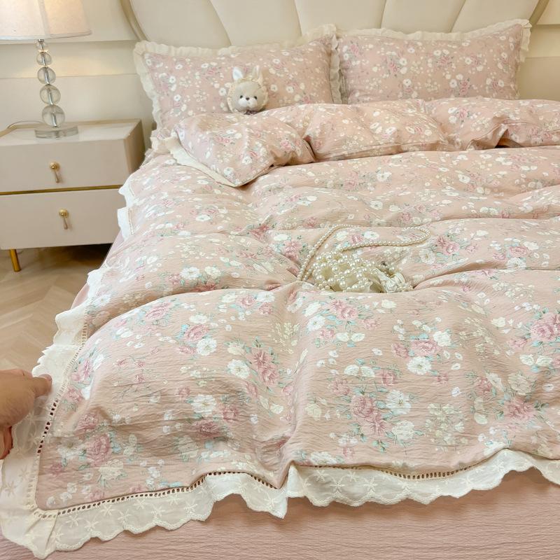 Double Yarn Bed Four-piece Set Hollow Lace Skin-friendly Breathable Comfortable Washed Bed Sheet Quilt Cover Pillowcase Set