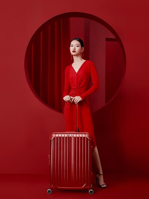 OIWAS 6367 Softside Carry-On Spinner Luggage