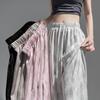 Γυναικεία Καλοκαιρινά Παντελόνια Tie-Dye από Παγωμένο Μετάξι με Φαρδύ Πόδι 2025 - Χαλαρή, Δροσερή Σατέν Ακετάτης με Ωραίο Πέσιμο, Μικροκαμωμένο Στυλ