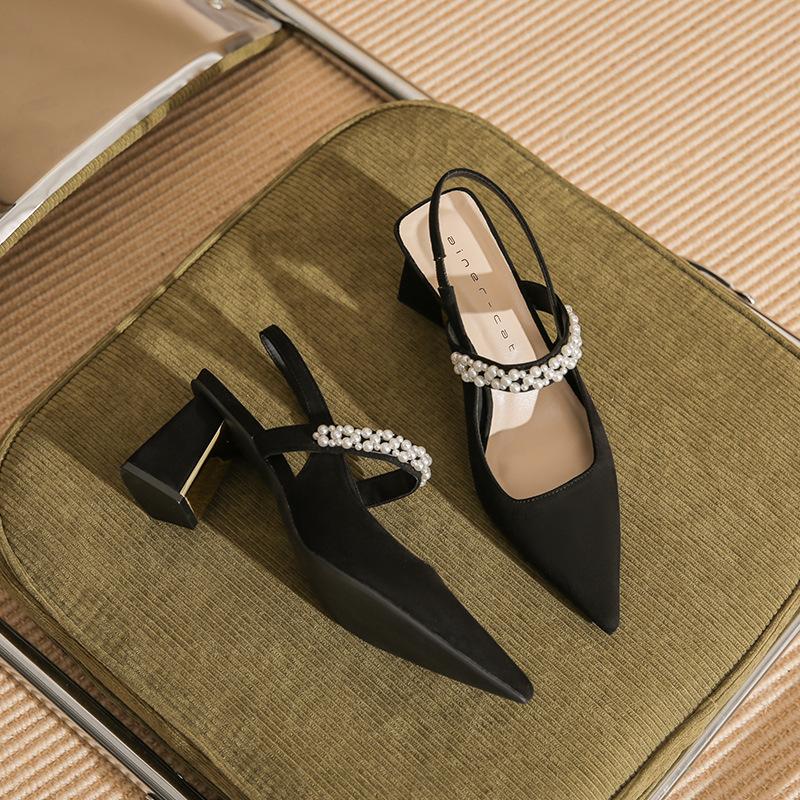 

61205 [sheepskin] pointed high heels women s 2025 new baotou pearl word with thick heel sandals 34