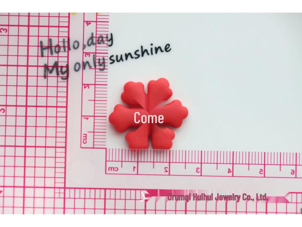 Handgefertigte Weihnachtsdekorationen aus Harz: DIY Dekorations-Aufnäher & Cremekleber Geschenkbox Set