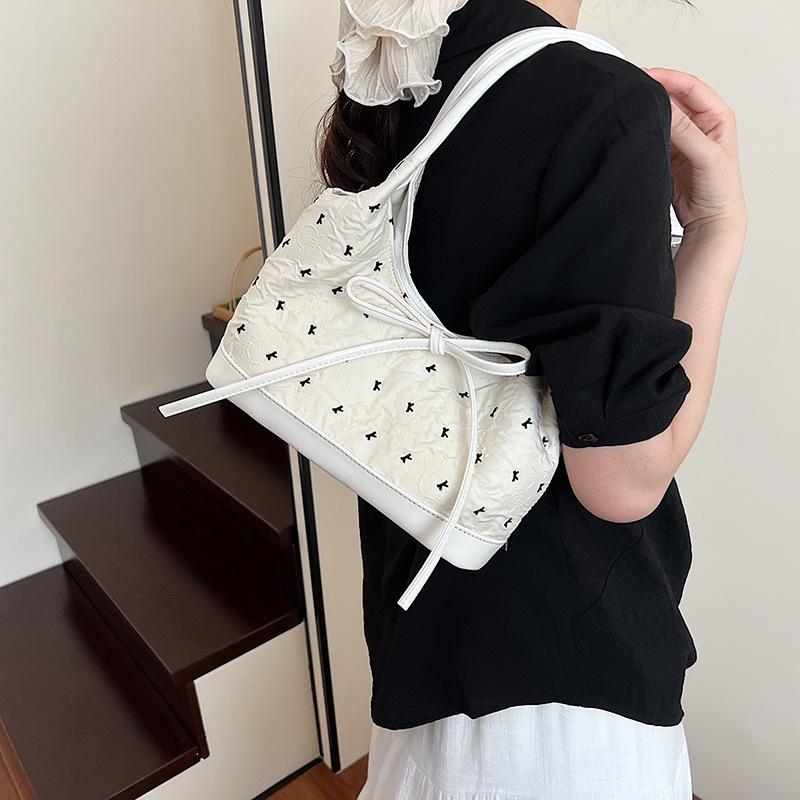 Bucket Bag Women's Bag 2025 New Summer Bow Shoulder Bag Literary and Leisure Tongkan Portable Tote Bag