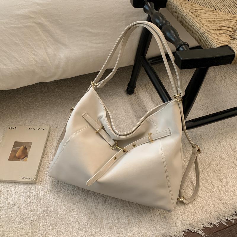 Retro suede tote bag women's new fashionable large-capacity commuting high-value fashionable casual shoulder bag bag
