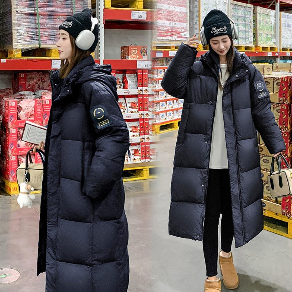 The new Korean version is loose over the knee and thickened long cotton-padded jacket.