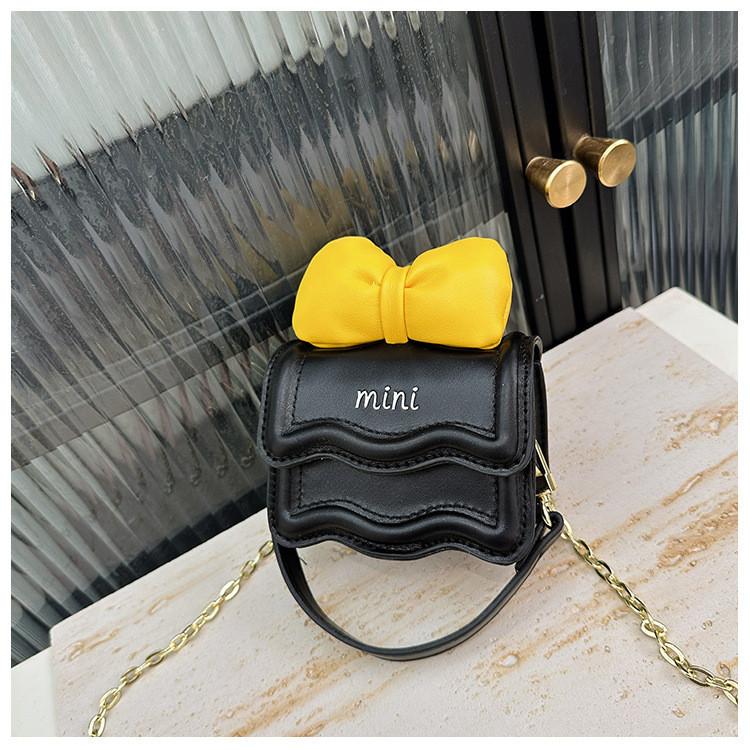 

Adorable Mini Crossbody Bag For Kids With Cute Bow Design And Breathable Pu Material чёрный