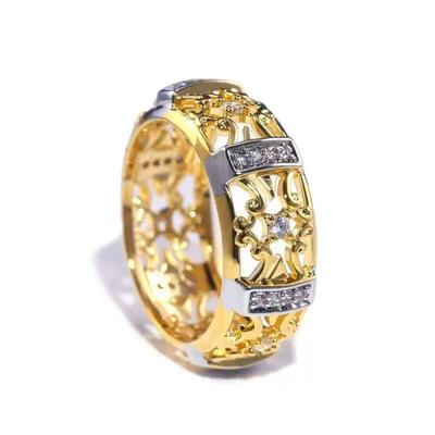 Anillo Bicolor Electrochapado con Patrón Calado Europeo-Americano