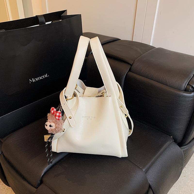 Stylish casual messenger bag women's handbag autumn new portable bucket bag niche shoulder tote bag