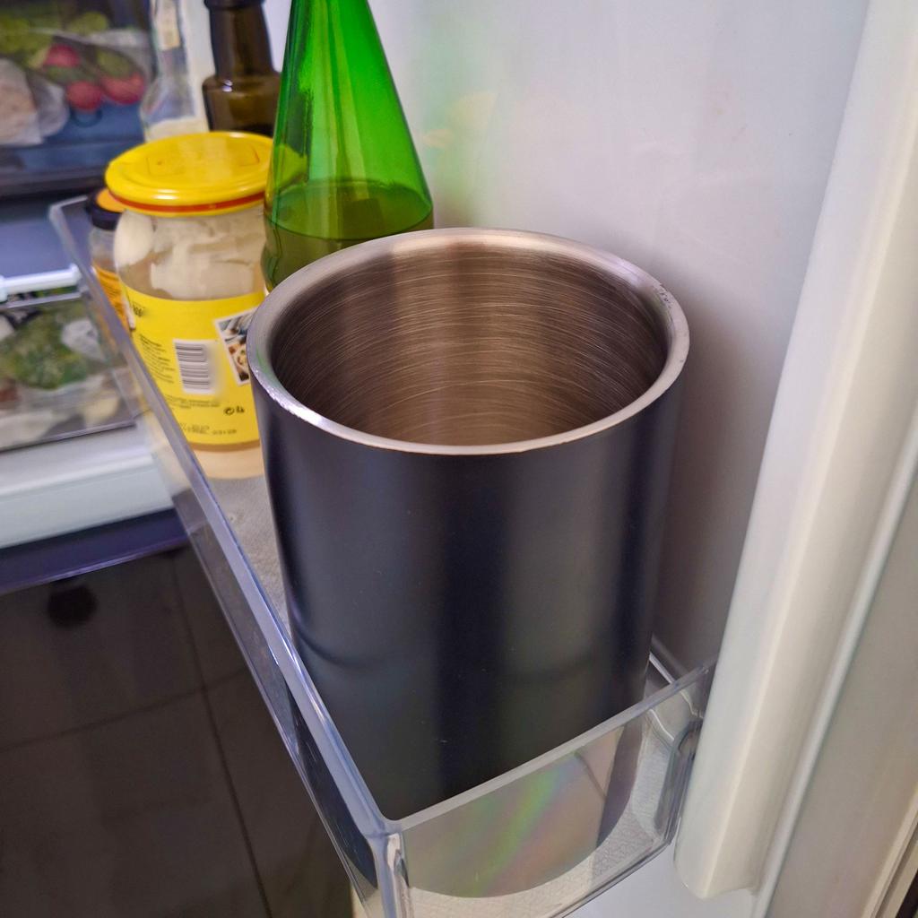 ICE BUCKET 1.5L BLACK BOTTLE BUCKET