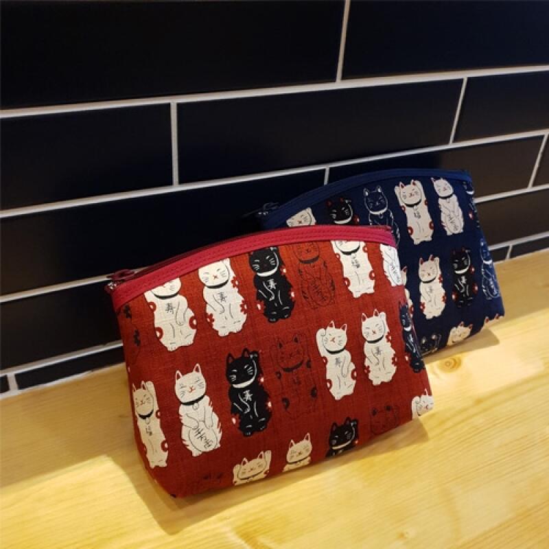 Lucky Cat Pouch - Red