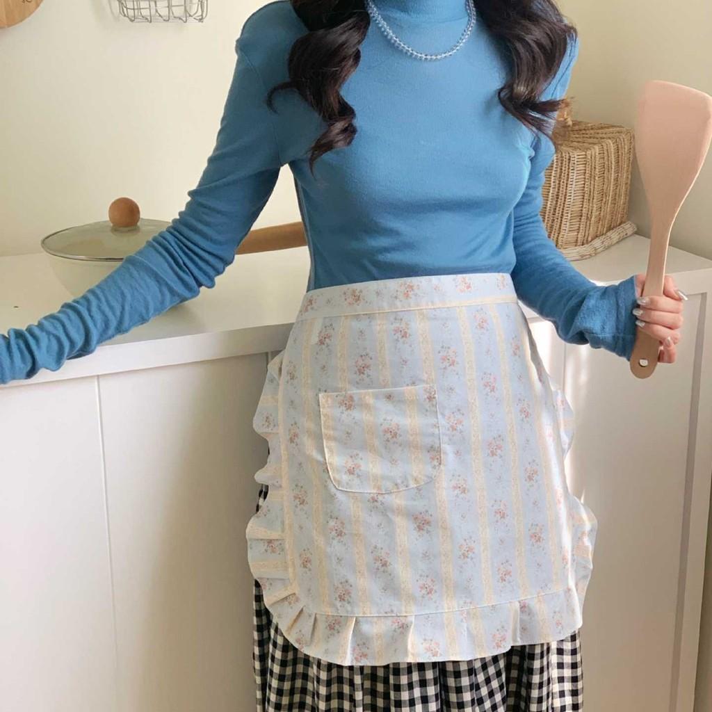 Cotton Sleeveless Apron With Floral Stripes For Home Kitchen And Cooking Enthusiasts