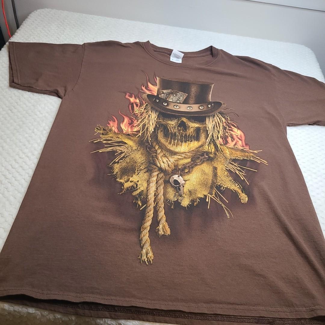 

Halloween/ Fall Graphic 1 Sided Tshirt Size Large. Scarecrow SkullTop Hat Flames 5XL різнокольоровий