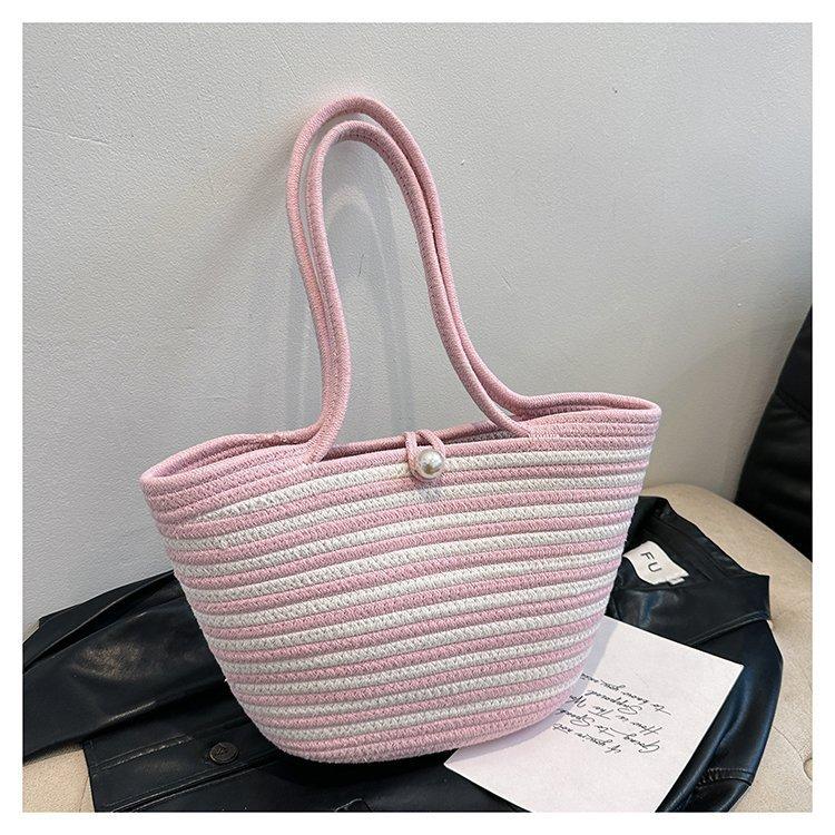 

Large capacity bag women s bag 2025 summer new fashion commuter shoulder bag versatile vegetable basket portable tote bag розовый
