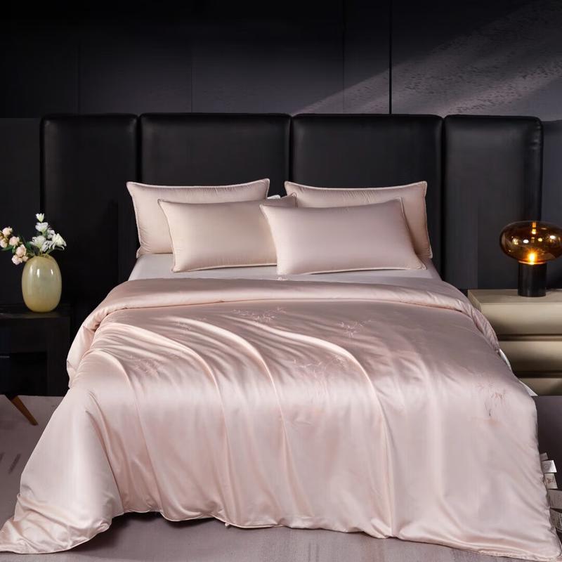 HODO Bamboo Rhythm Mulberry Silk Summer Quilt