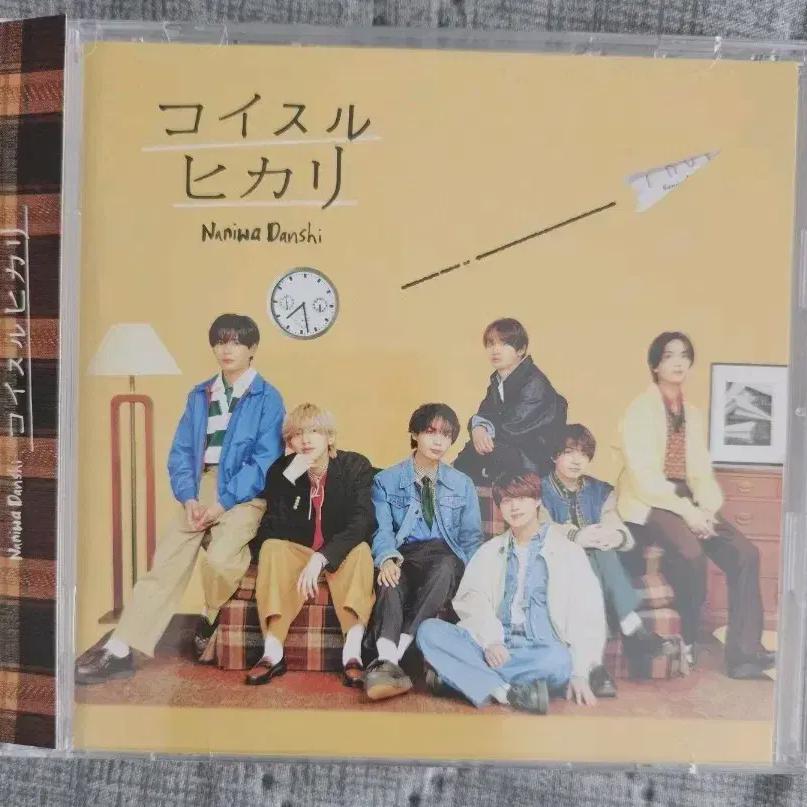 

Naniwadanshi Koisuru Hikari Is A First-run Limited Edition Of 1 Cd+dvd.