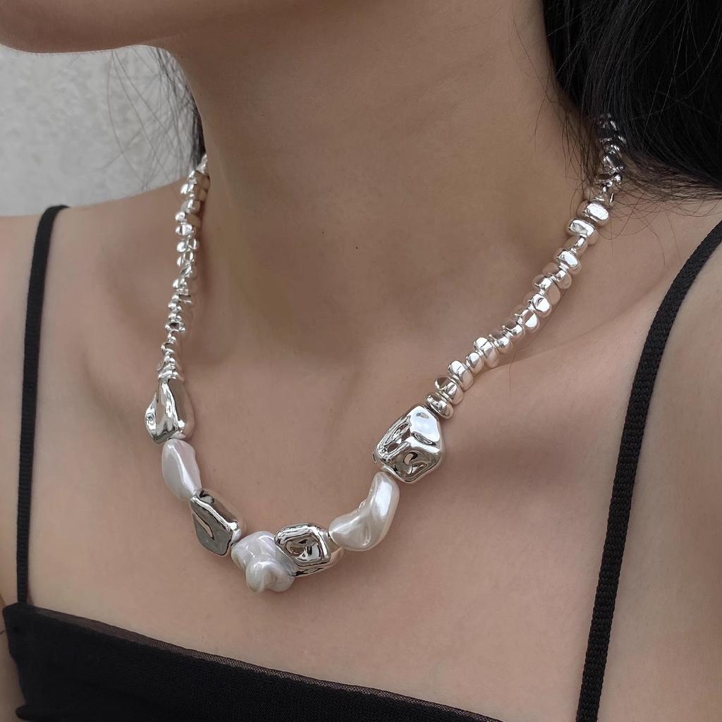 Baroque Silver Irregular Broken Silver Beaded Necklace Female Alien Gravel Light Luxury Premium Sense Clavicle Neck Chain
