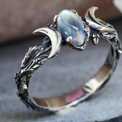Bohemian Retro Moonstone Crescent Ring - Απλό δαχτυλίδι αρραβώνων σε ευρωπαϊκό και αμερικανικό στυλ