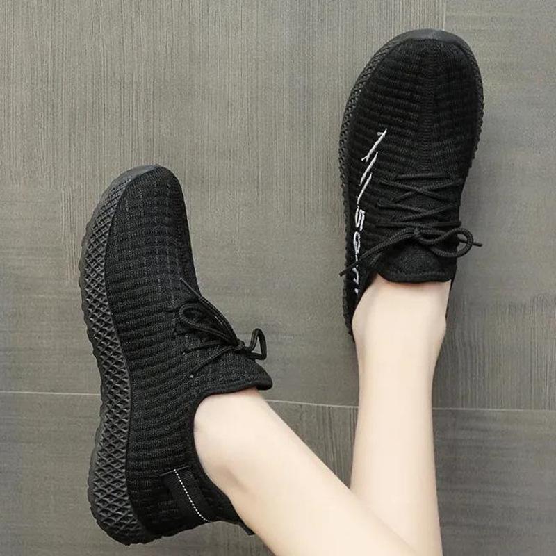 New Fly Woven Mesh Sneaker Women's Fashionable Breathable Coconut Running Shoes