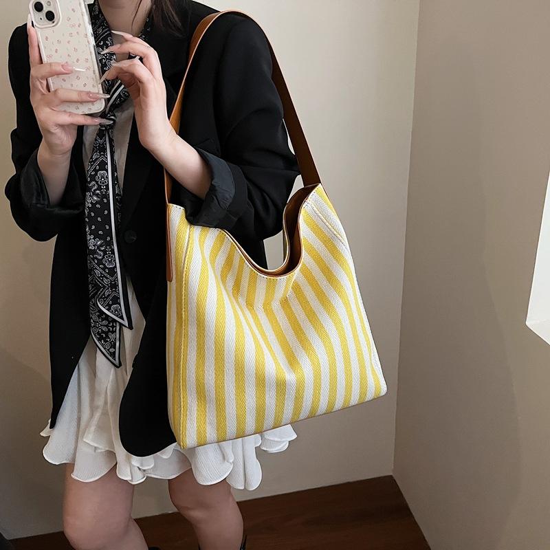 2025 new lazy wind canvas bag women's large-capacity bag Sen Meng summer striped shoulder tote bag tote bag