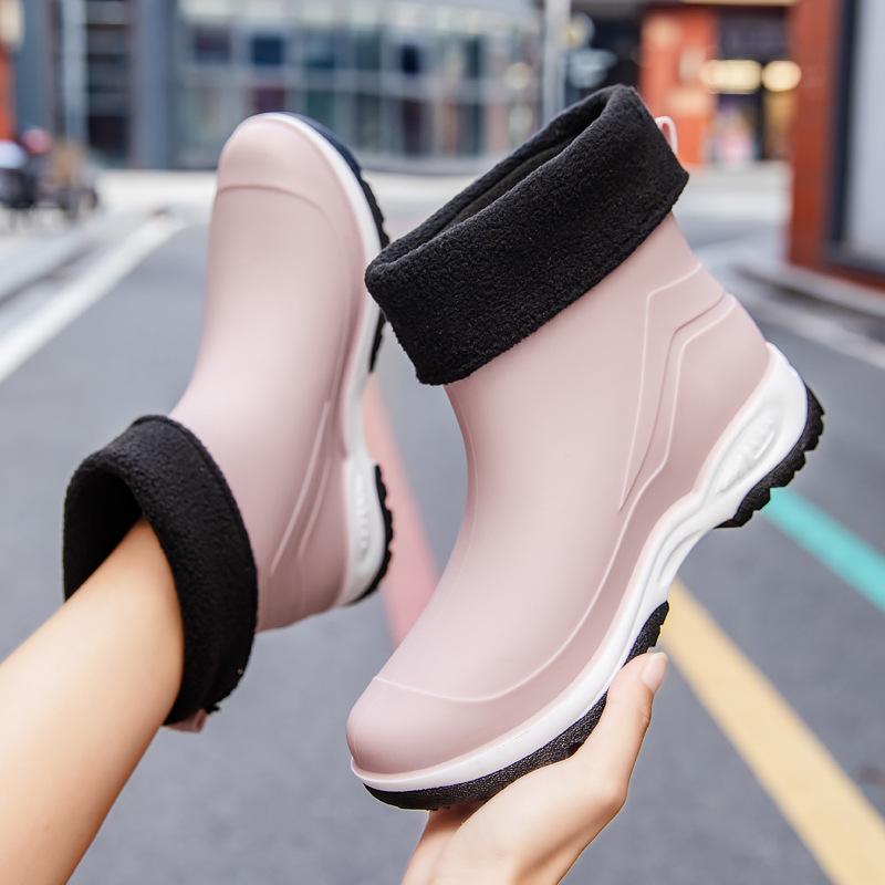 New Short Rain Shoes Women's Rubber Shoes Outer Wear Rubber Shoes Non-slip Water Boots Thick-soled Water Shoes Velvet Short Rain Boots