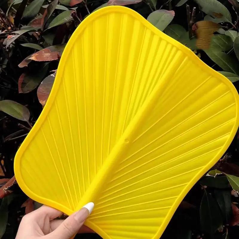 Banana Leaf National Style Handheld Fan - Durable Large Plastic Palm Design