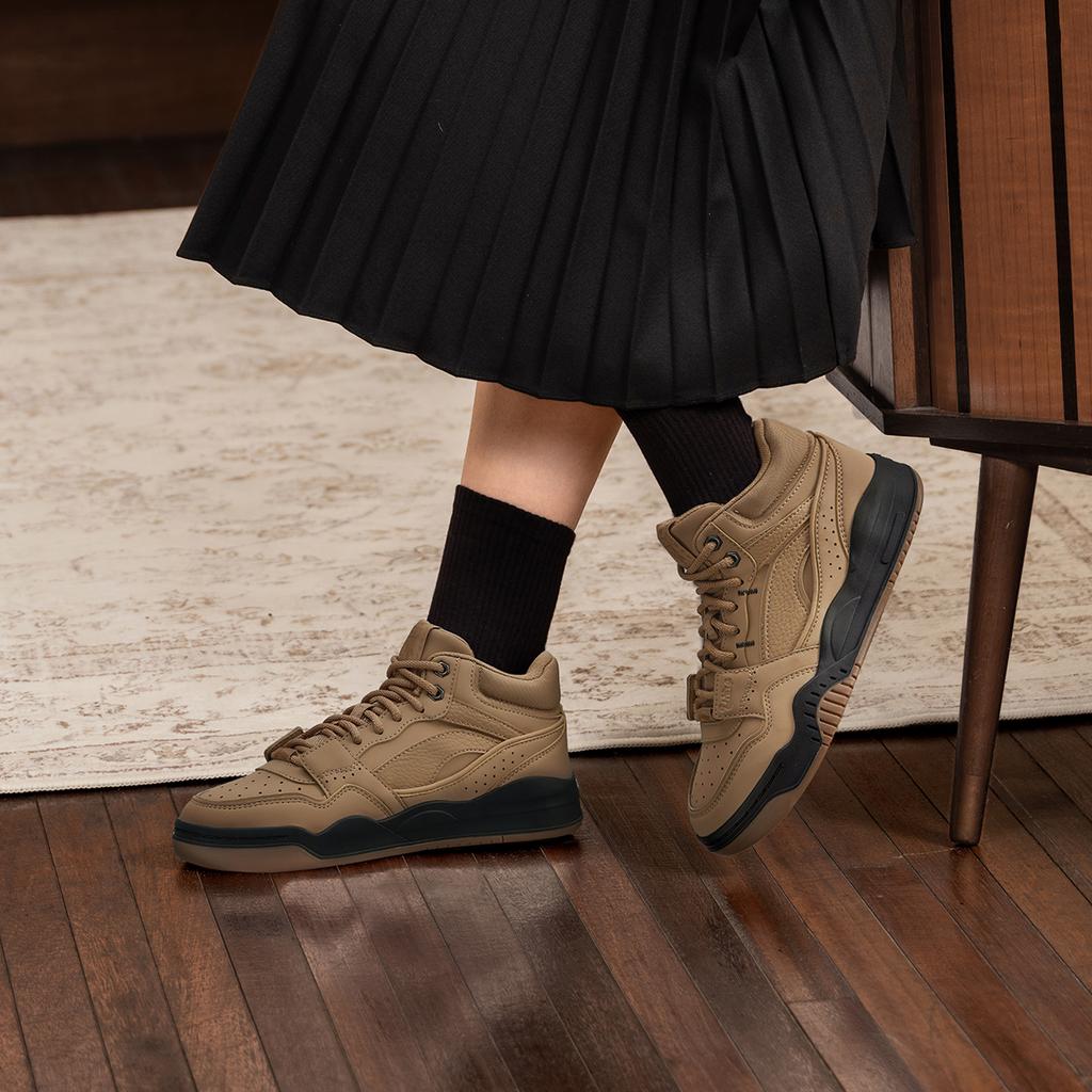 Li Ning Yue Bai Hi Lässig Vielseitig Dicke Sohle Rutschfest Abriebfest Atmungsaktiv High-Top Skateschuhe Damen Sneaker Braun AGCU314-2